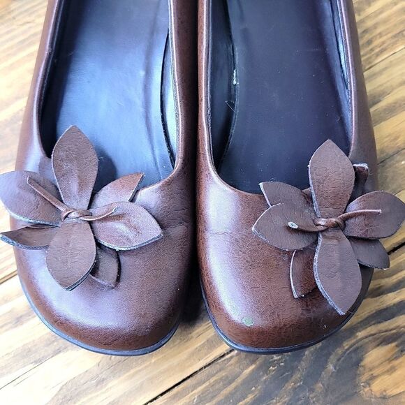 Forever Young Shoes. Vintage. Faux Leather. Size 7. - Picture 3 of 6